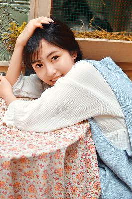 荒岛女儿国满天星版