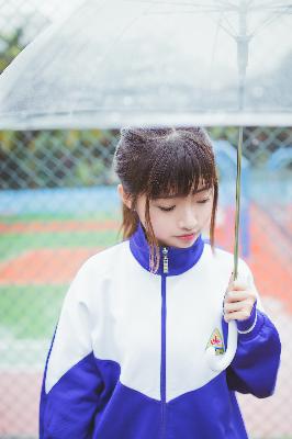 亭亭玉立四月天月色阑珊处情已晚