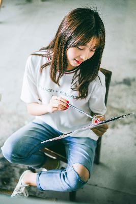 成色18K1.8811.7V18K1.8811.7V