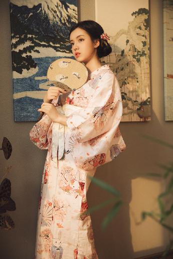 555电影NETFLIX官网笔盒