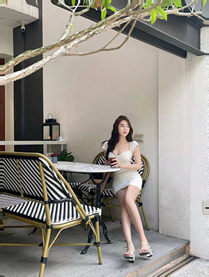 被最想拥抱的男人威胁了